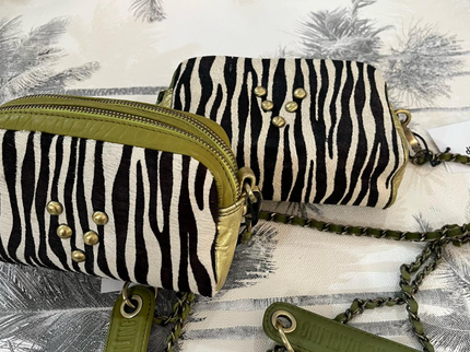 Bolsos Make Me Up Rock Pistacho Oscuro - Zebra