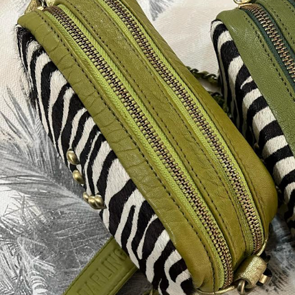 Make Me Up Dark Pistachio Rock - Zebra Bags