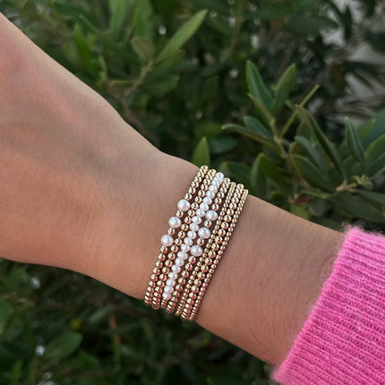 14k Gold Bracelet with 3 White Pearls