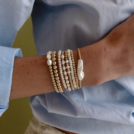14k Gold Pearl Bar Bracelet