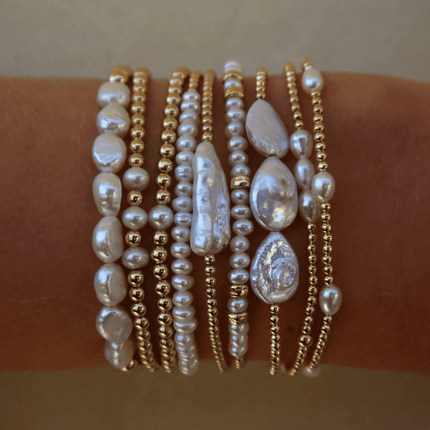 14K Gold White Pearl Bracelet