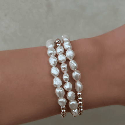 14k Gold Baroque Pearl Bracelet