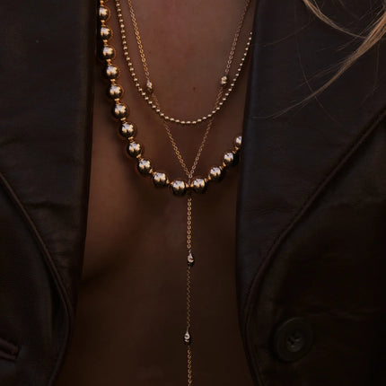 Collar corbatero de oro