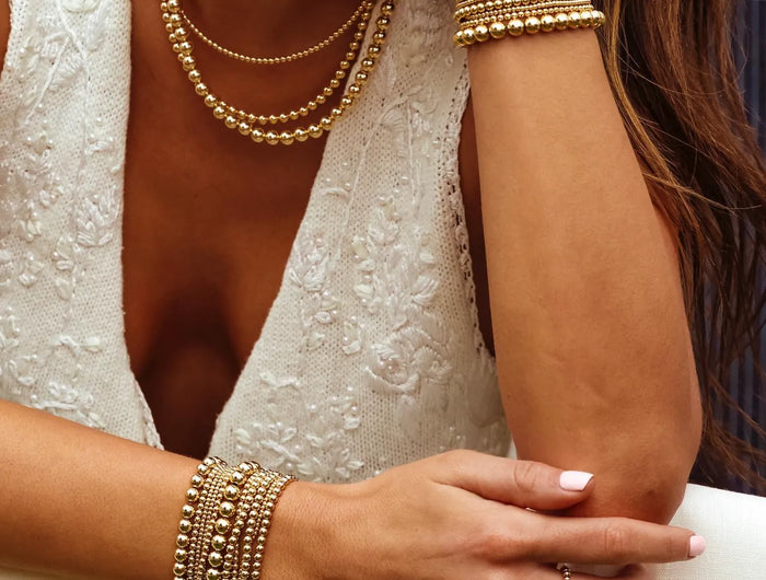 <p>JOYAS EXCLUSIVAS</p><h2>El brillo del oro, la esencia del Gold Filled<br/></h2>